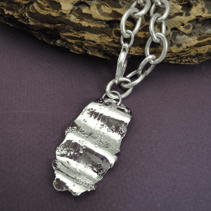 Fireworks Curve Necklace