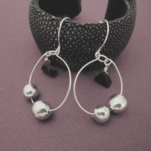 Pebble Collection Earrings, Garnet