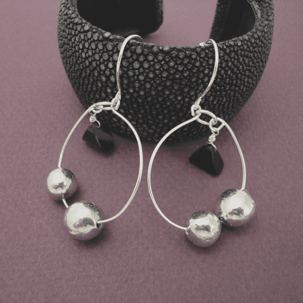 Pebble Collection Earrings, Garnet