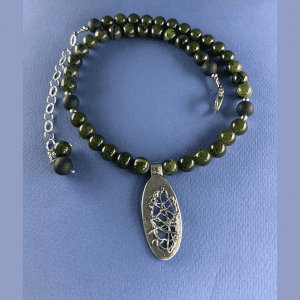 nest jade oval necklace